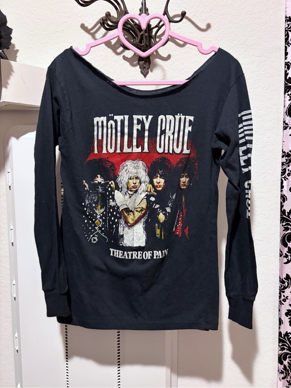 Vintage 80’s Mötley Crüe black long sleeve shirt deconstructed - size xs/small